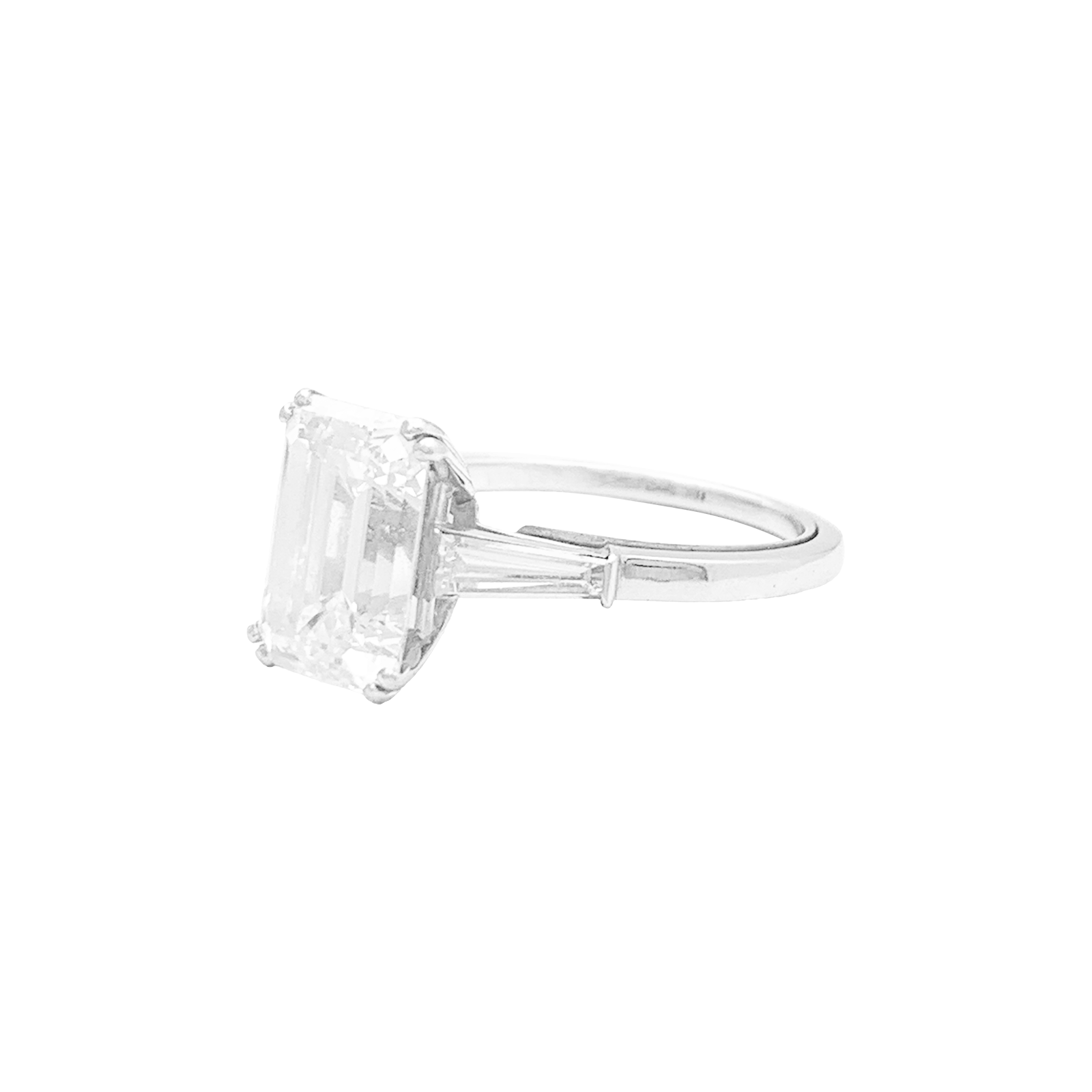 Bague solitaire Van Cleef & Arpels, diamant taille émeraude 4,01 cts.