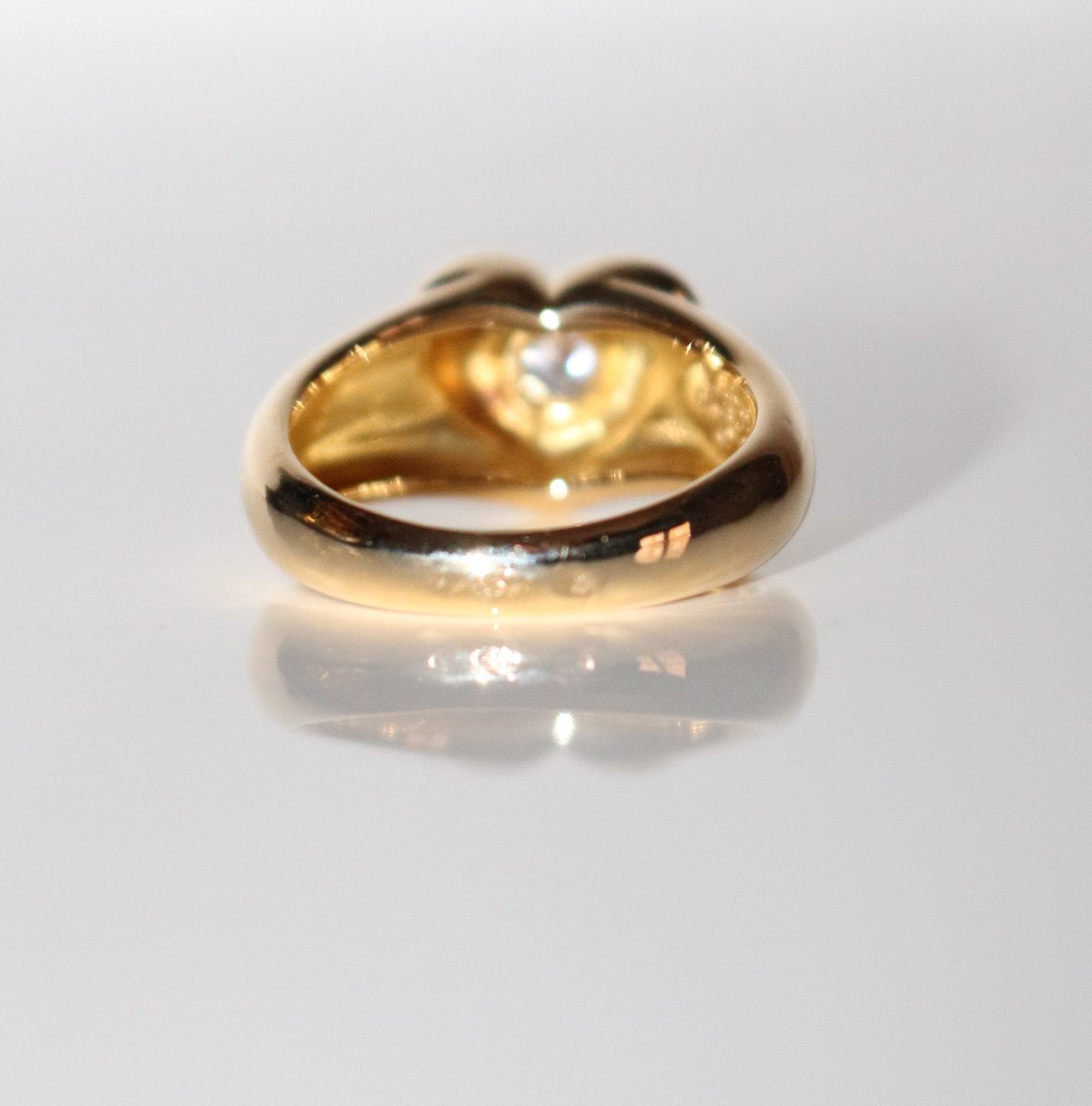 Van Cleef and Arpels Gold and Diamond Heart Ring
