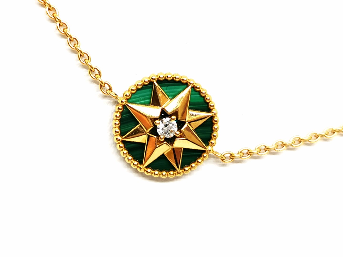 Dior Rose des vents necklace Yellow gold Diamond
