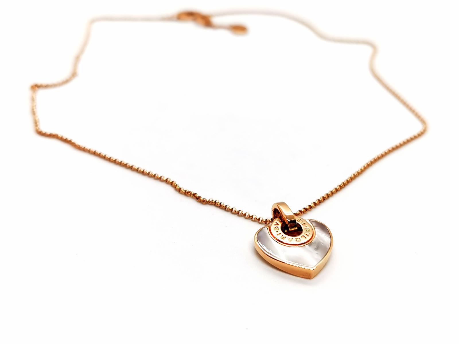 Bulgari Collier Coeur Cuore Or rose Nacre