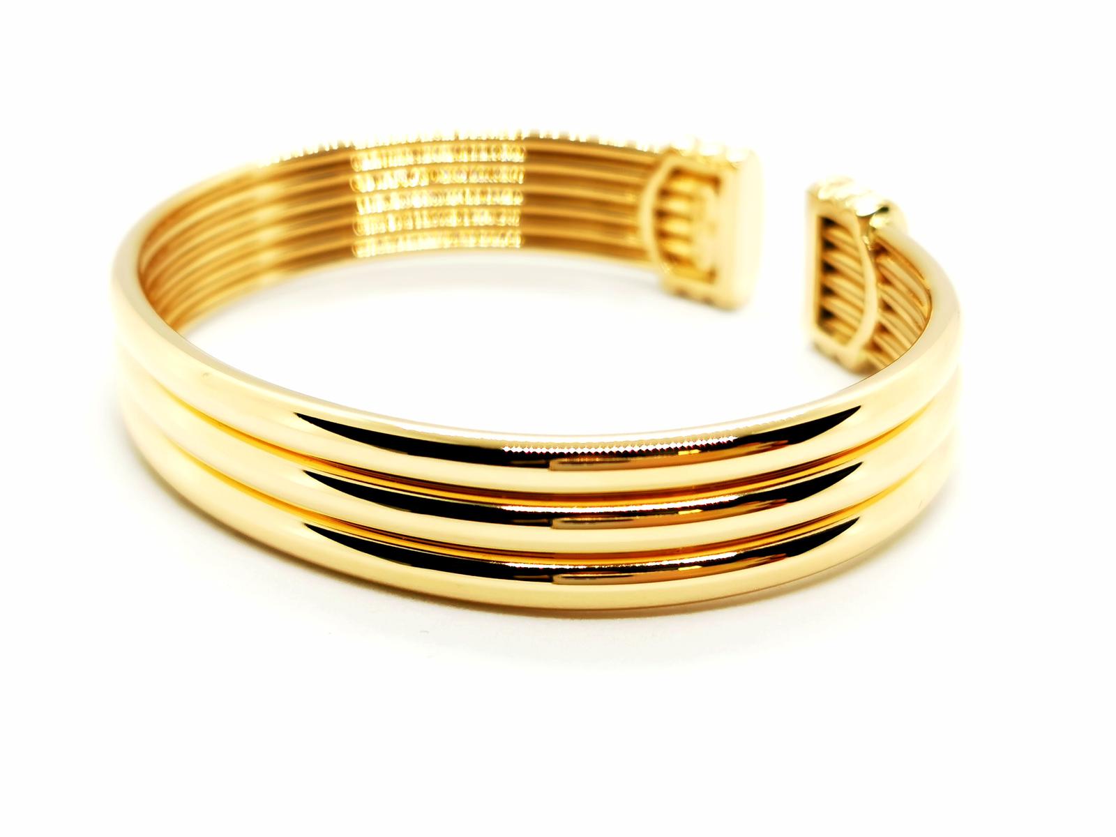 OJ Perrin Yellow Gold Bangle Bracelet
