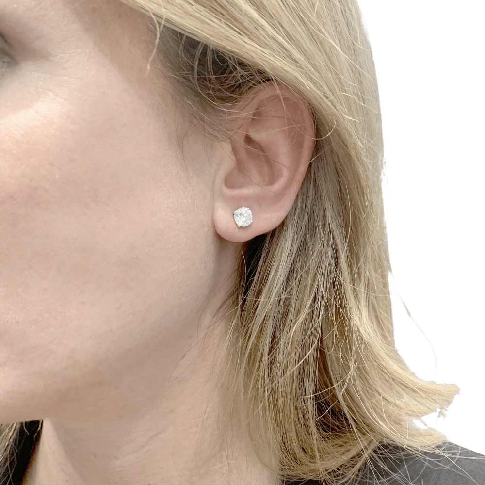Boucles d'oreilles or blanc et diamants. - Maison Eloe