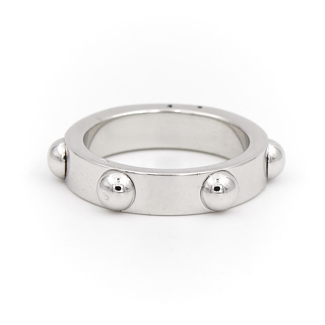 Louis Vuitton White Gold Stud Ring