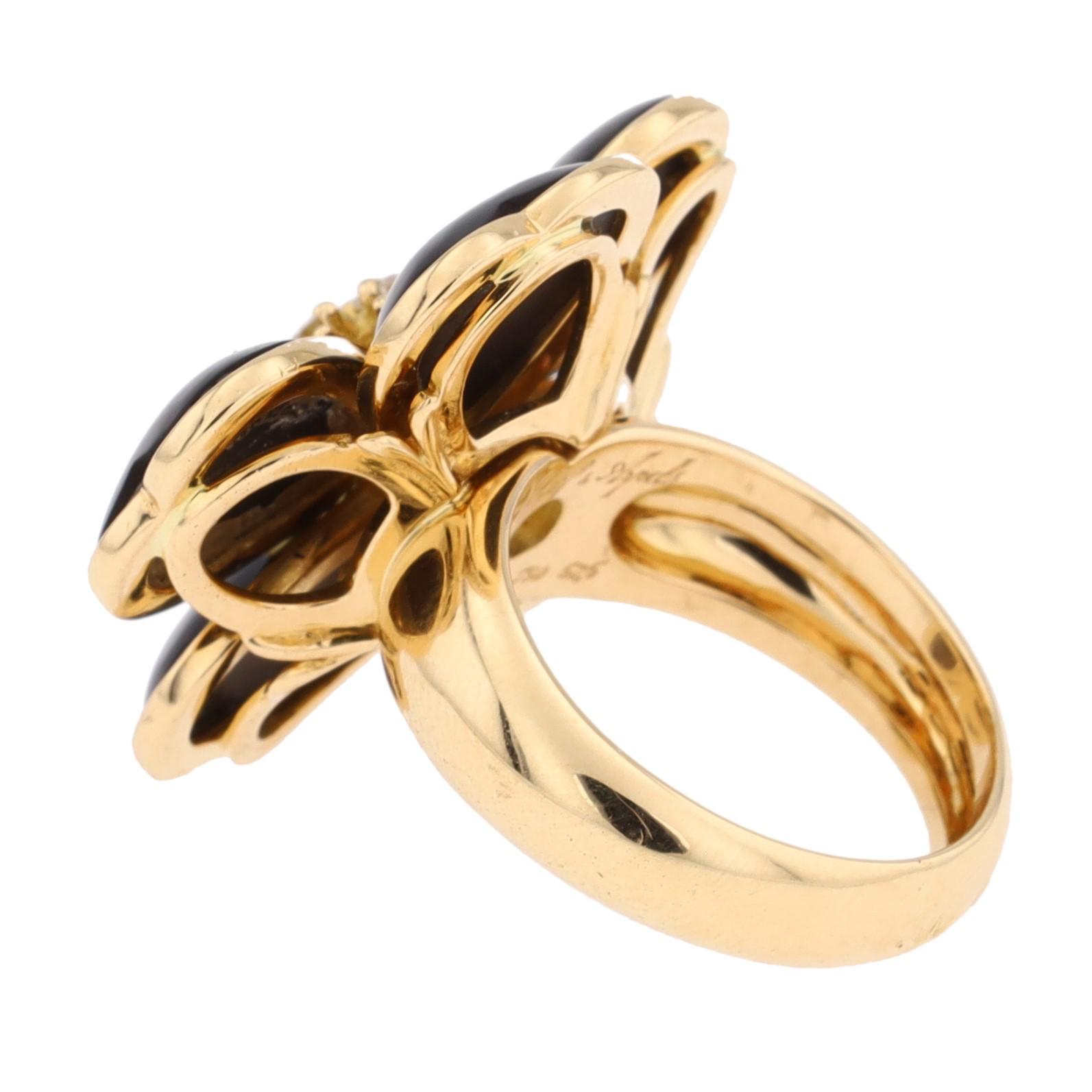 Van Cleef & Arpels Christmas Rose Ring Yellow Gold Diamond
