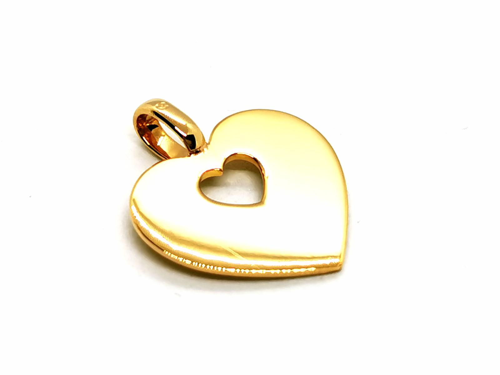 Poiray Secret Heart Pendant Yellow Gold