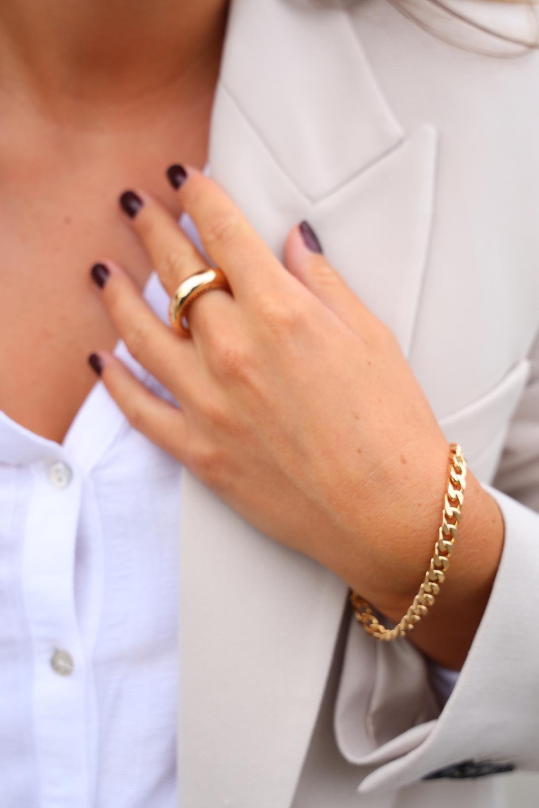Van Cleef & Arpels Yellow Gold Curb Link Bracelet