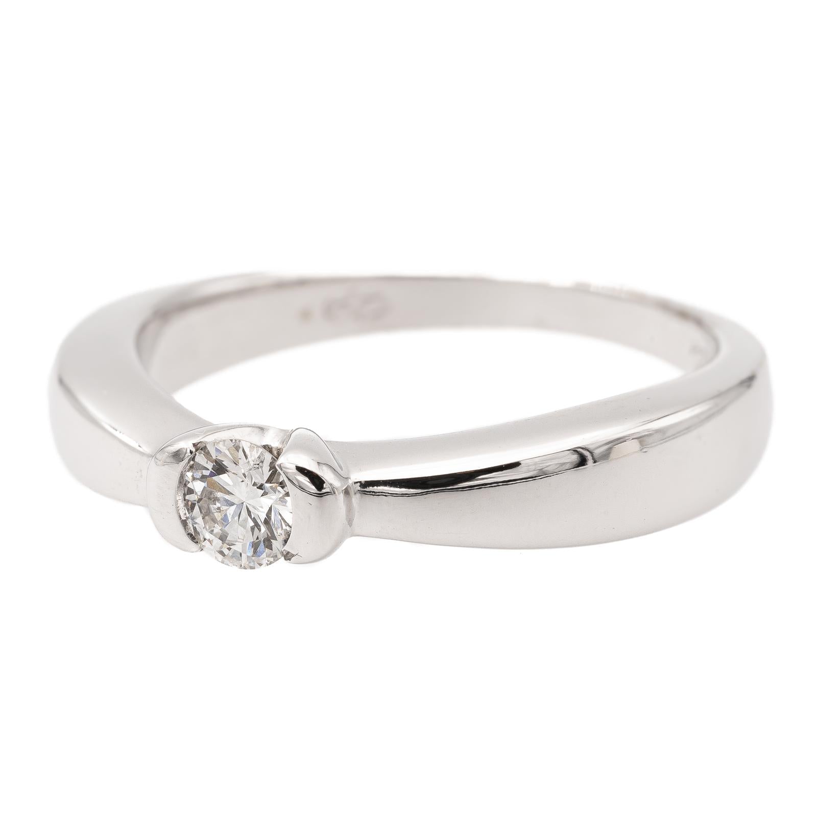 Balmain Solitaire Ring White Gold Diamond