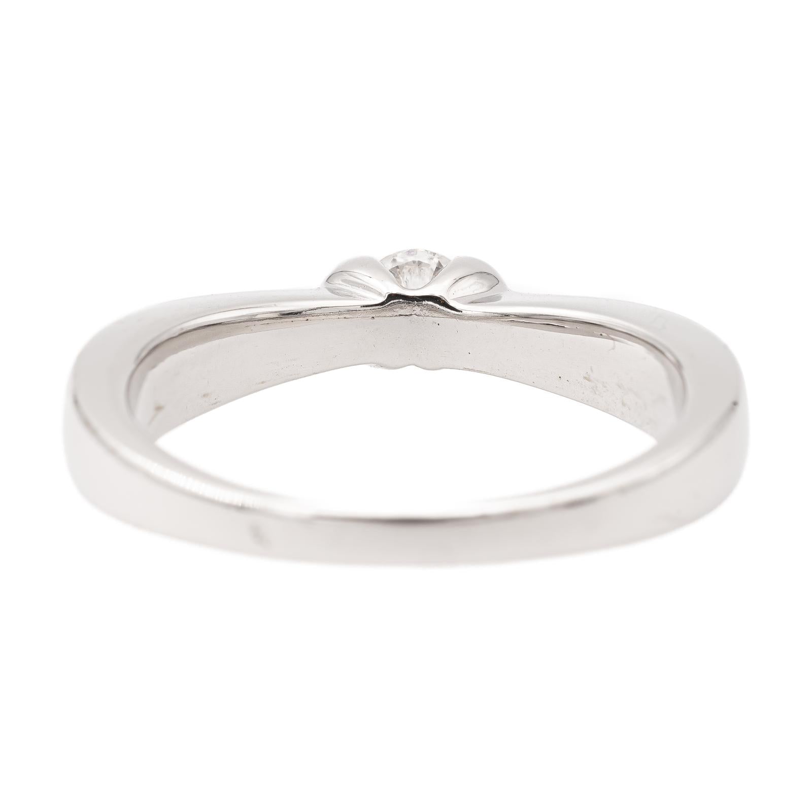 Balmain Solitaire Ring White Gold Diamond