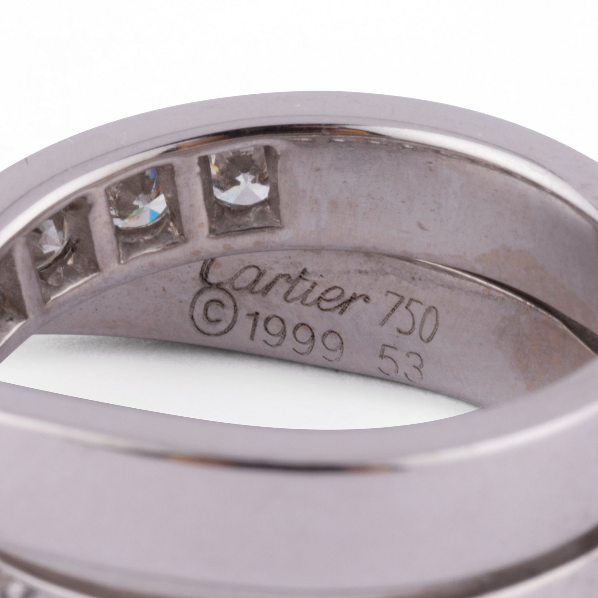 White gold and diamond ring from Cartier, Nouvelle Vague model