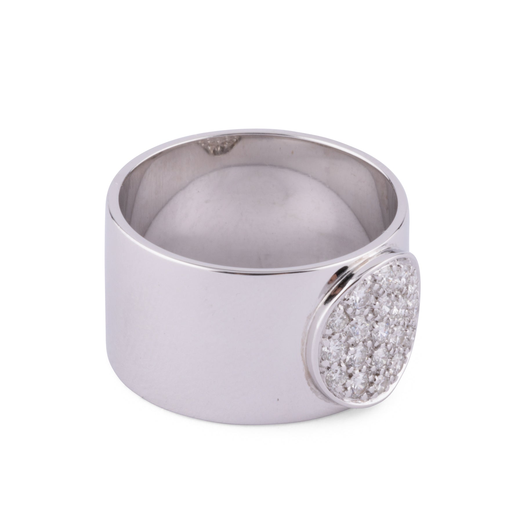 Ring from Maison Dinh Van, Anthea model in white gold
