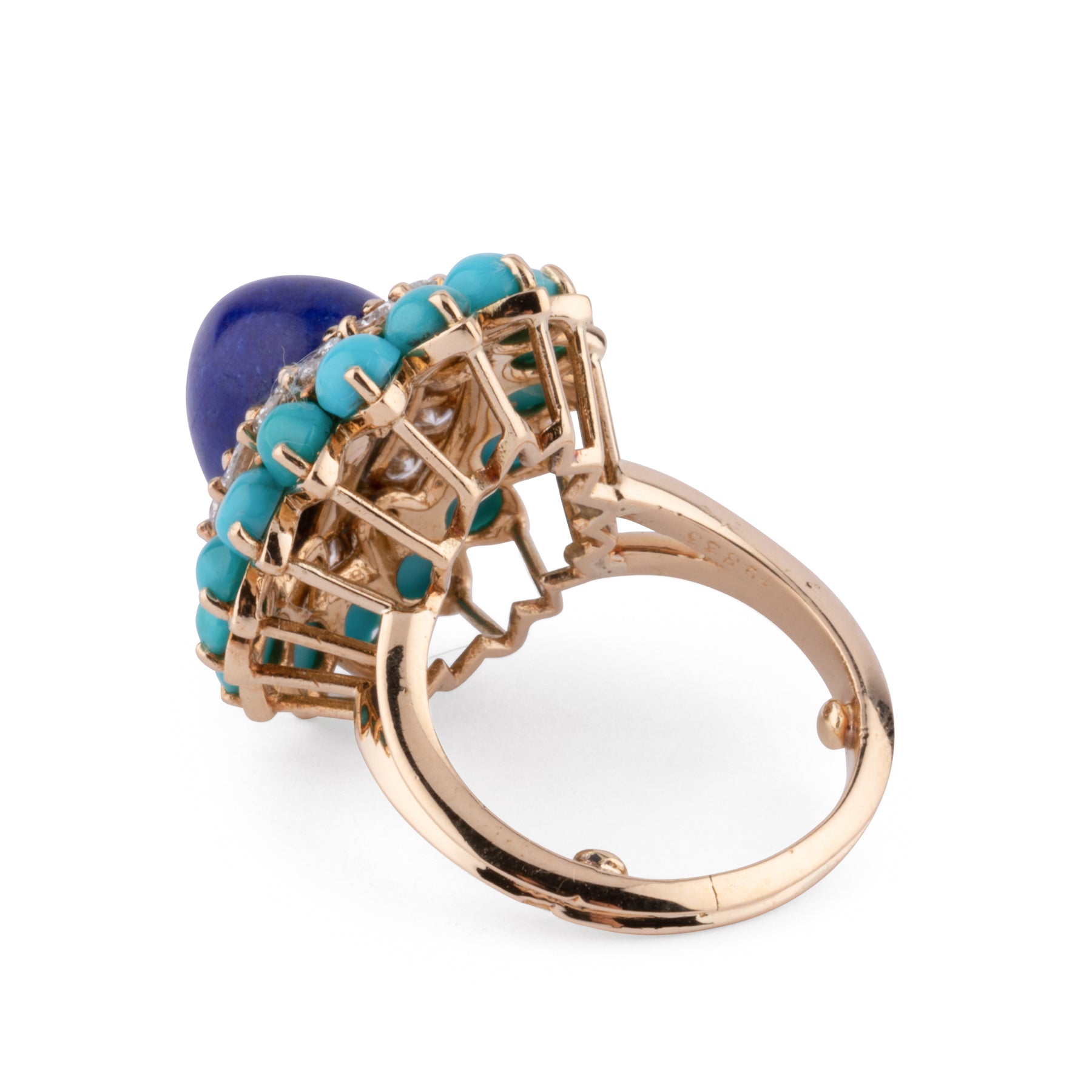 Yellow gold cocktail ring from Boucheron