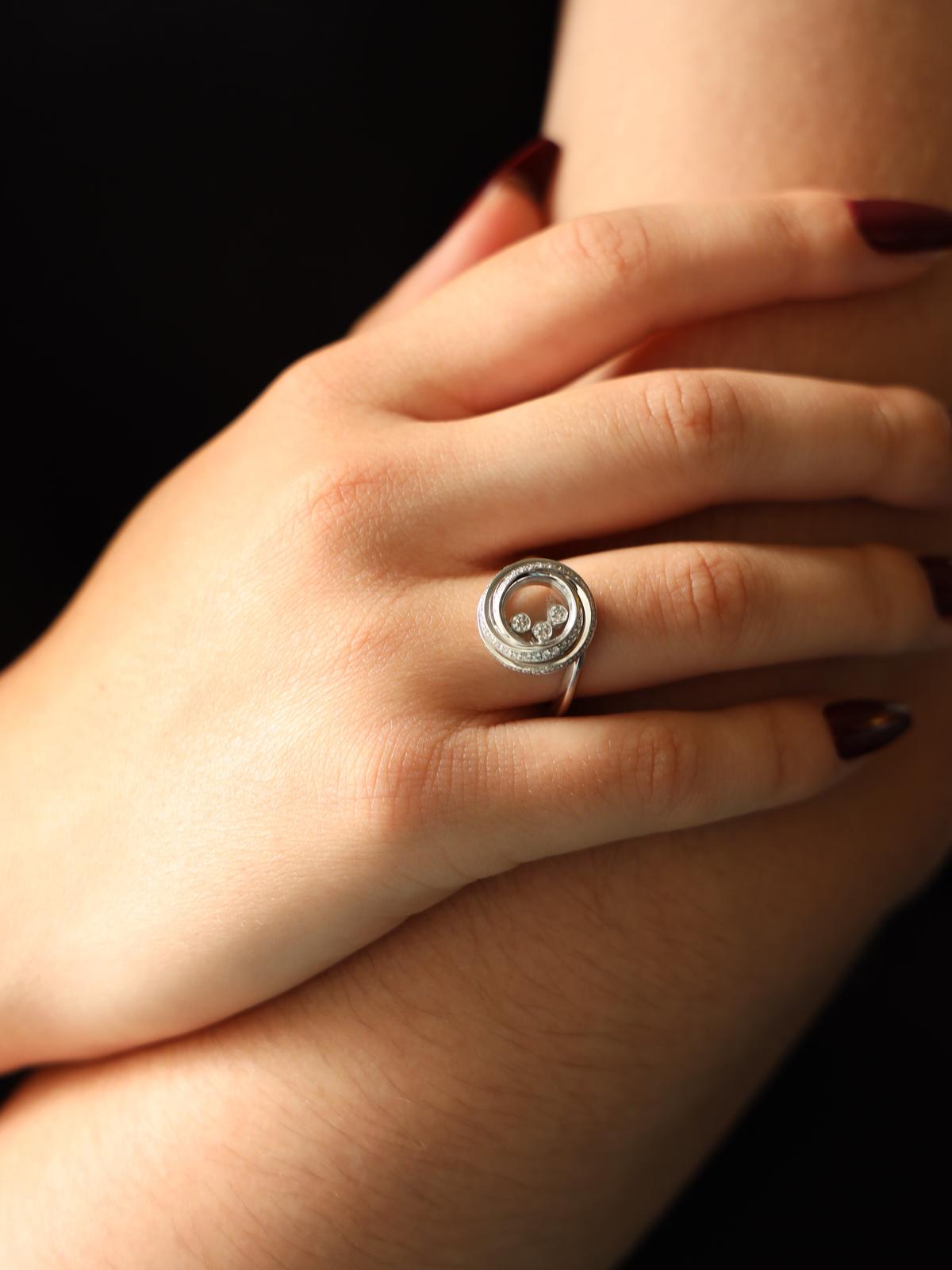 Chopard Bague Happy Diamonds Or blanc Diamant