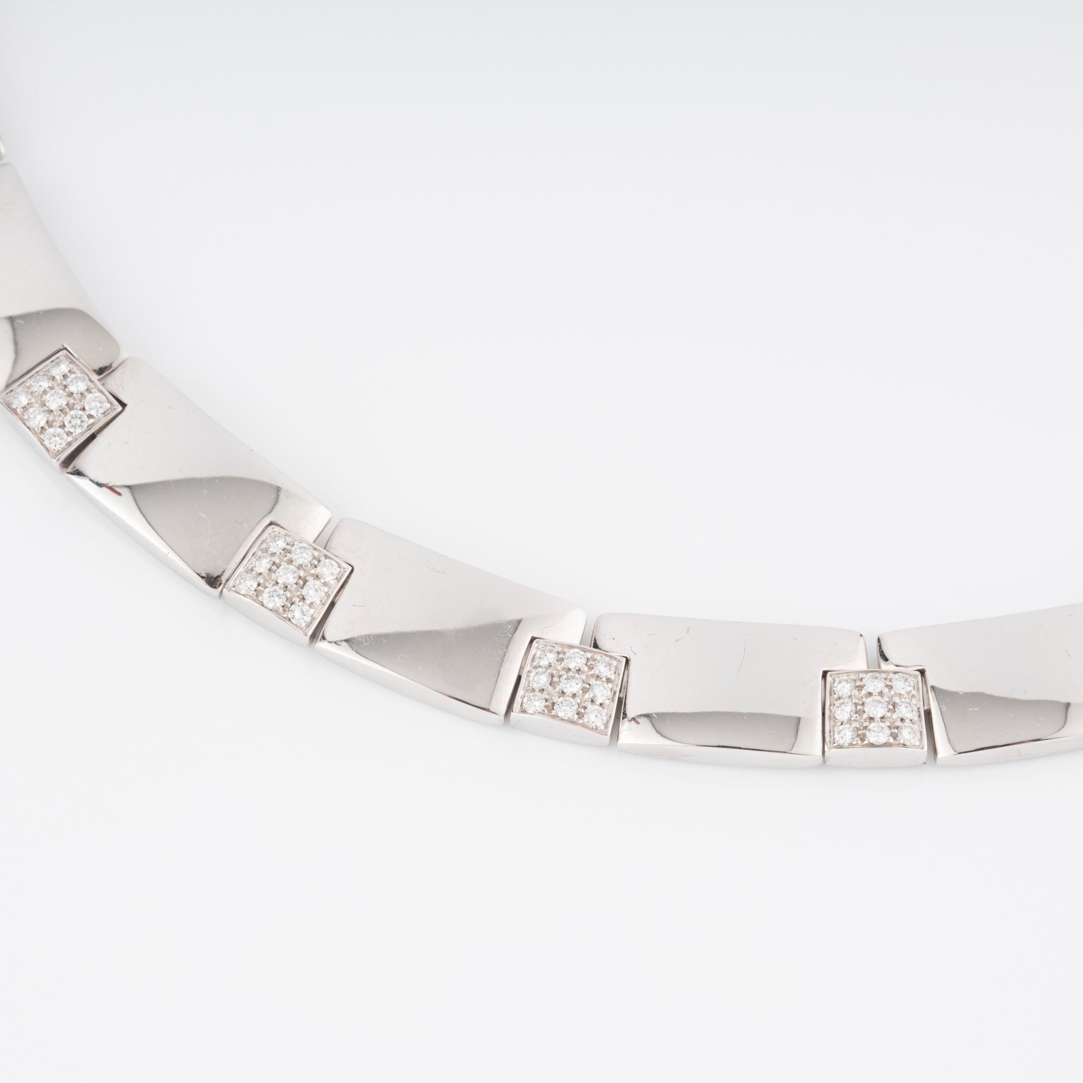 White gold and diamond necklace from Maison Chaumet