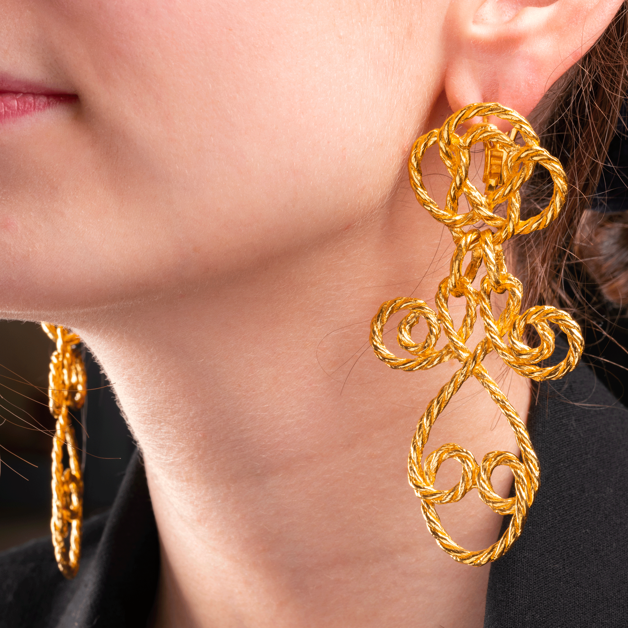 Boucles d'oreilles arabesque en or jaune