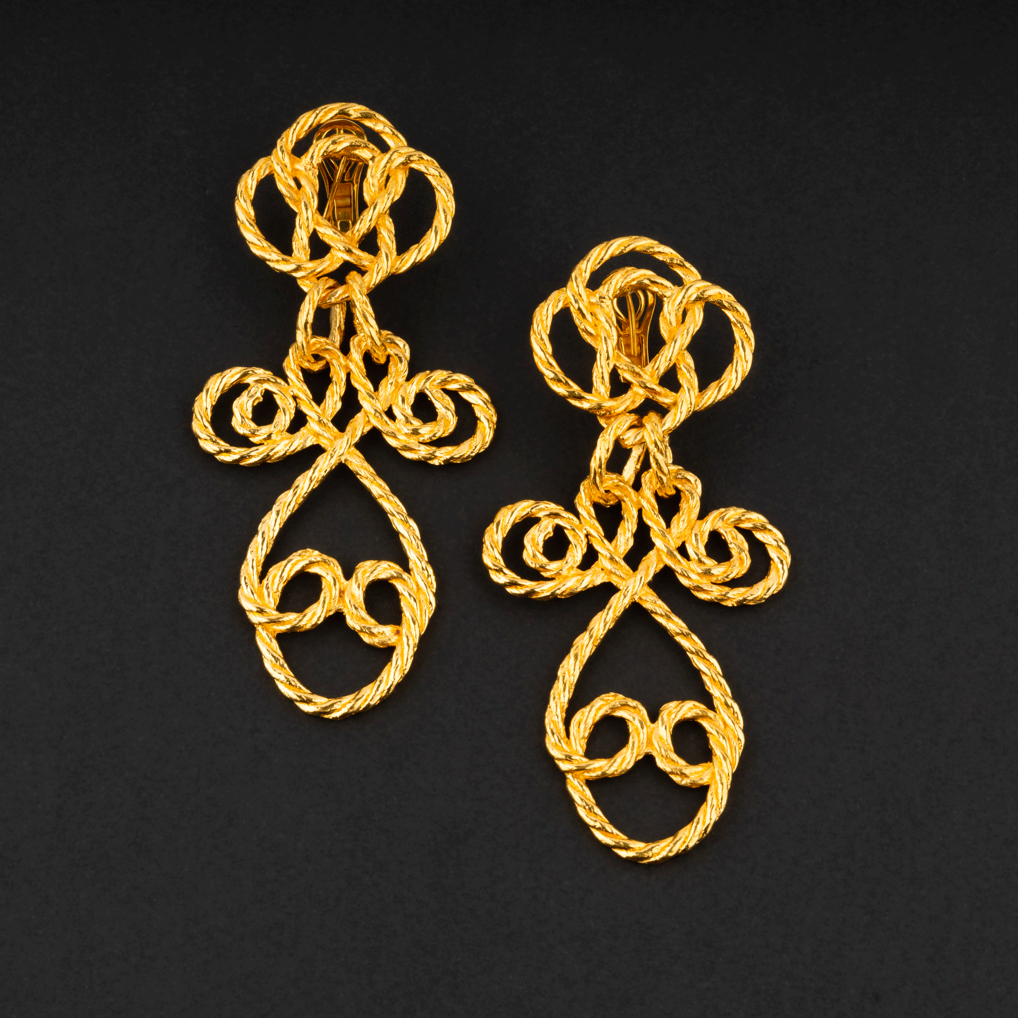 Boucles d'oreilles arabesque en or jaune