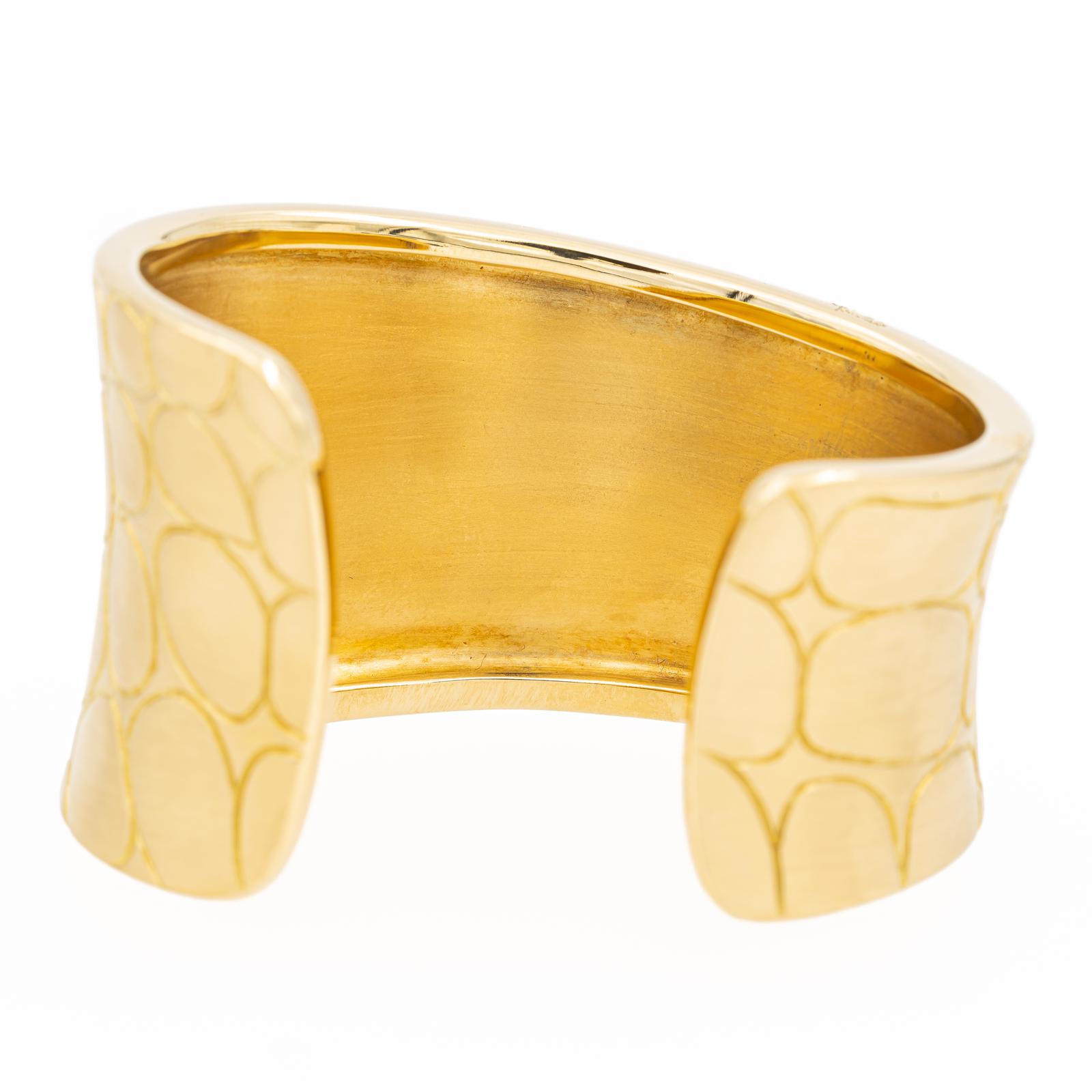 Pomellato Cocco Cuff Bracelet Yellow gold