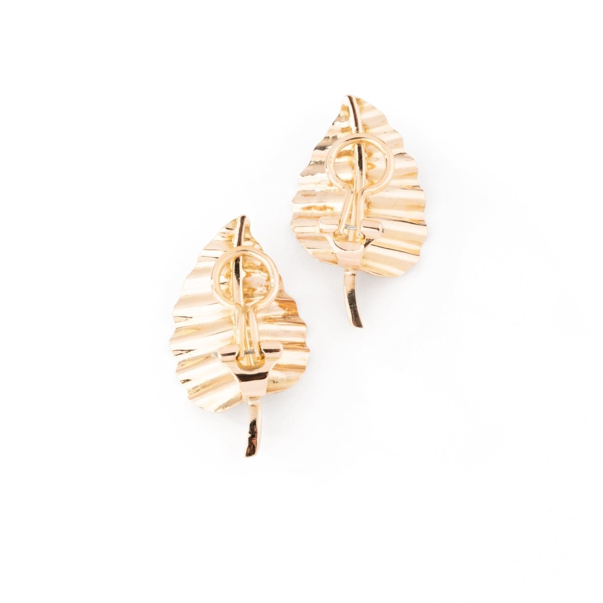 Boucles d'oreilles en or jaune en forme de feuIlle. - Maison Eloe