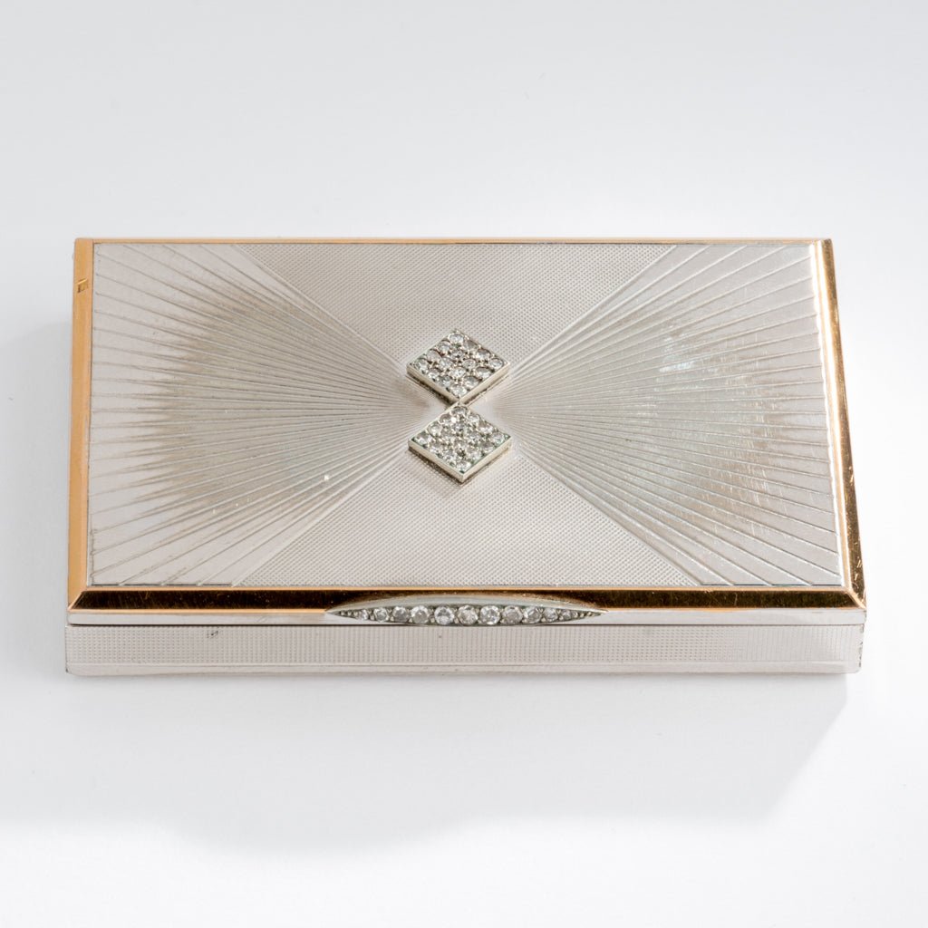 Poudrier en styptor des année 1930 de la maison Van Cleef and Arpels - Maison Eloe