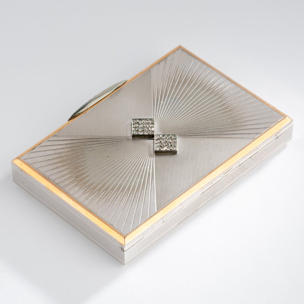 Poudrier en styptor des année 1930 de la maison Van Cleef and Arpels - Maison Eloe