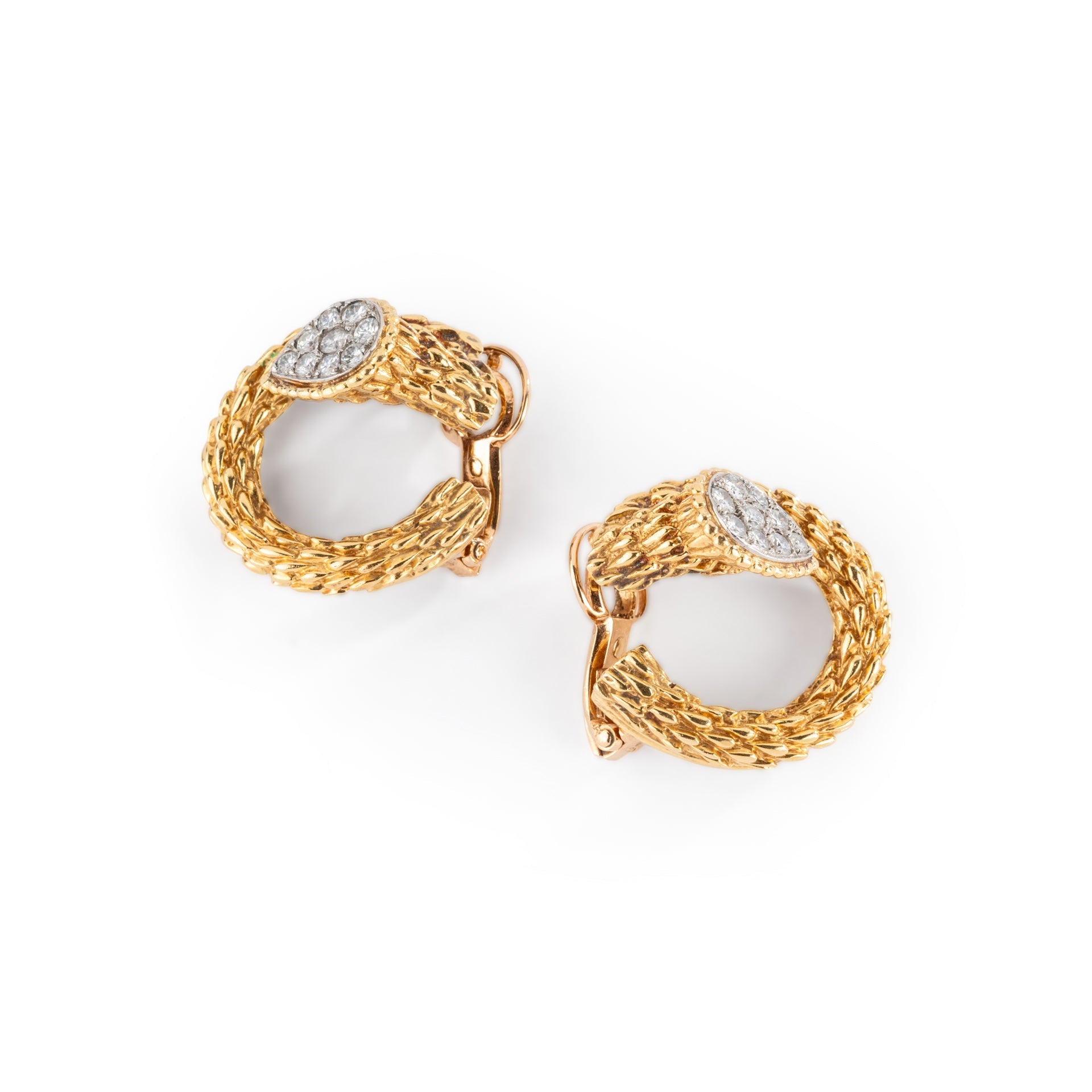 Boucles d'oreilles or jaune et diamants de la Maison Boucheron modèle Serpent Bohème