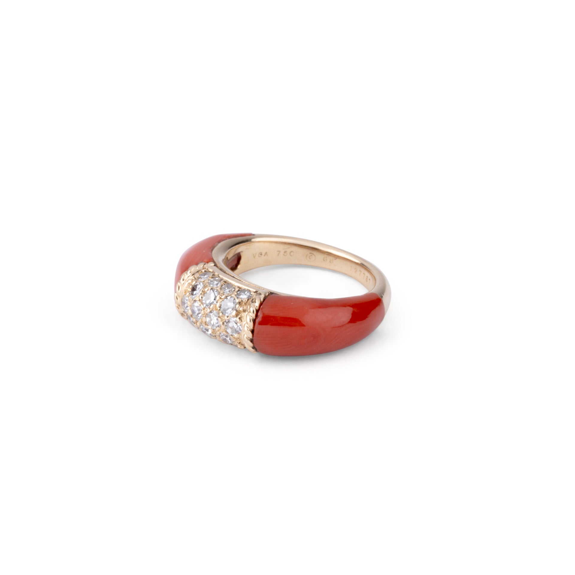 Bague Van Cleef & Arpels, collection Philippine en corail