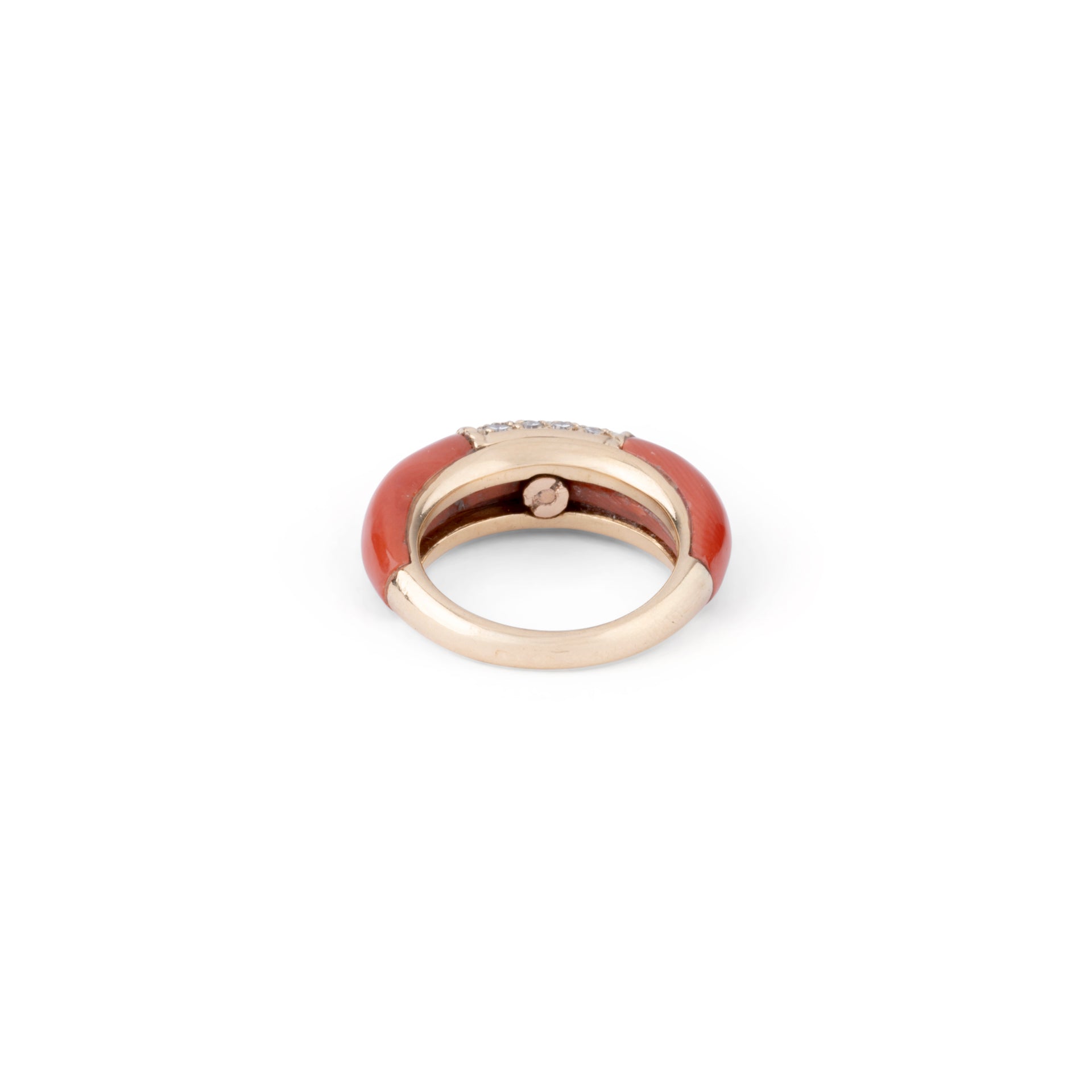 Bague Van Cleef & Arpels, collection Philippine en corail