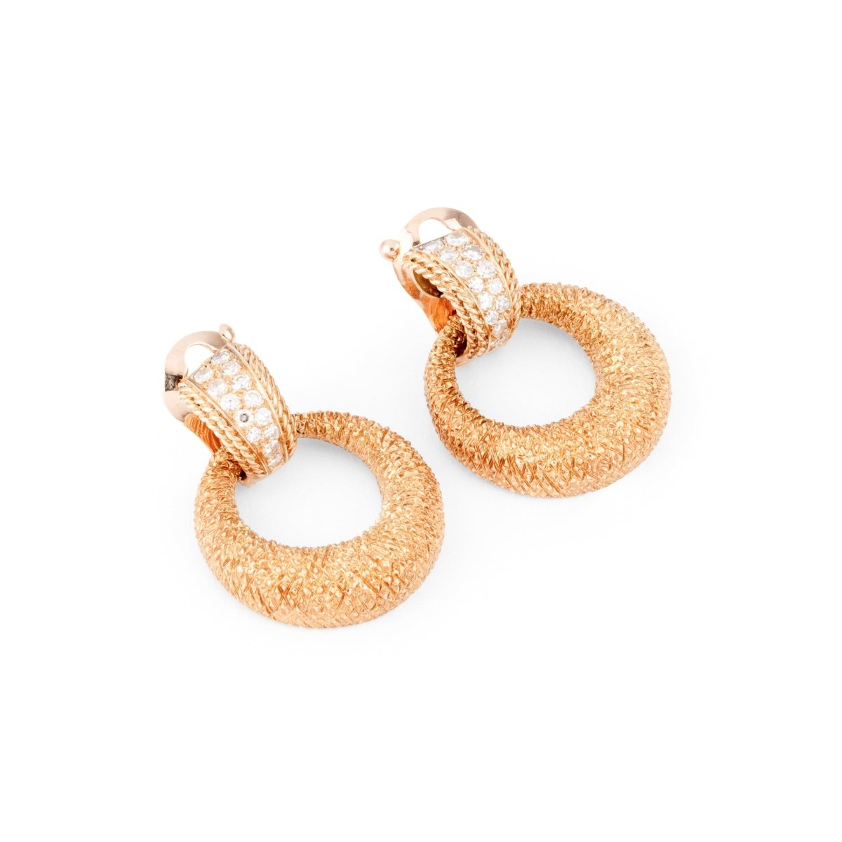 Boucles d'oreilles de la maison Van Cleef & Arpel en or jaune et diamants - Maison Eloe