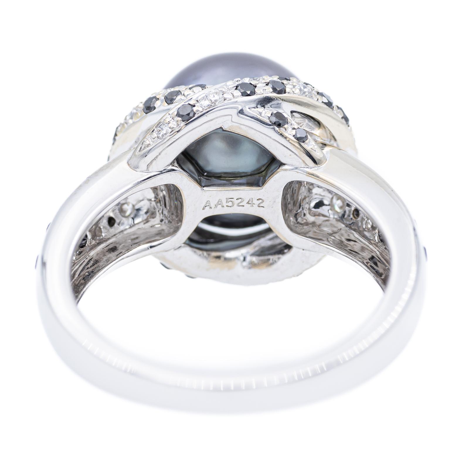 Mauboussin Caviar Mon Amour Cocktail Ring White Gold Pearl