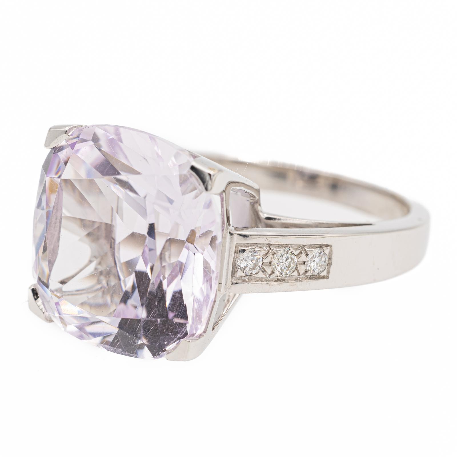 Mauboussin Gueule d'Amour Ring White Gold Amethyst