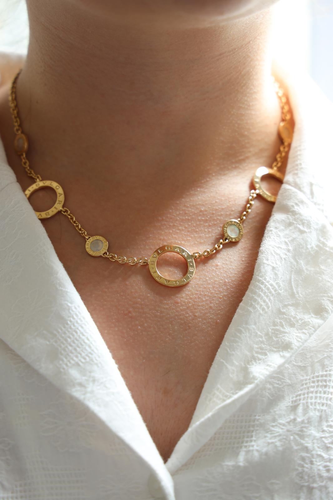 Bulgari Collier Bulgari Bulgari Or jaune Nacre