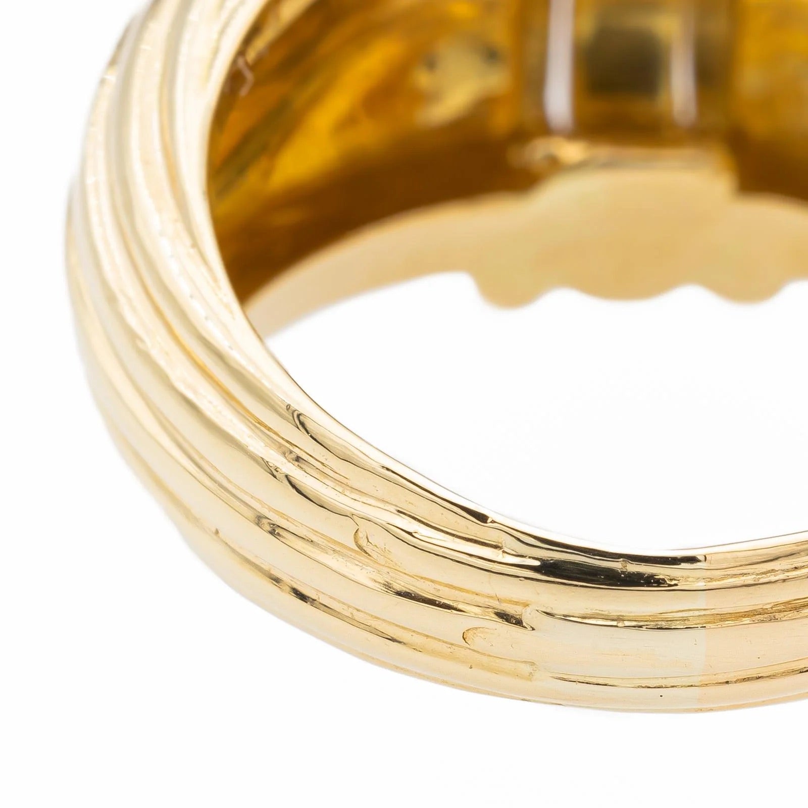 OJ Perrin Yellow Gold Ring