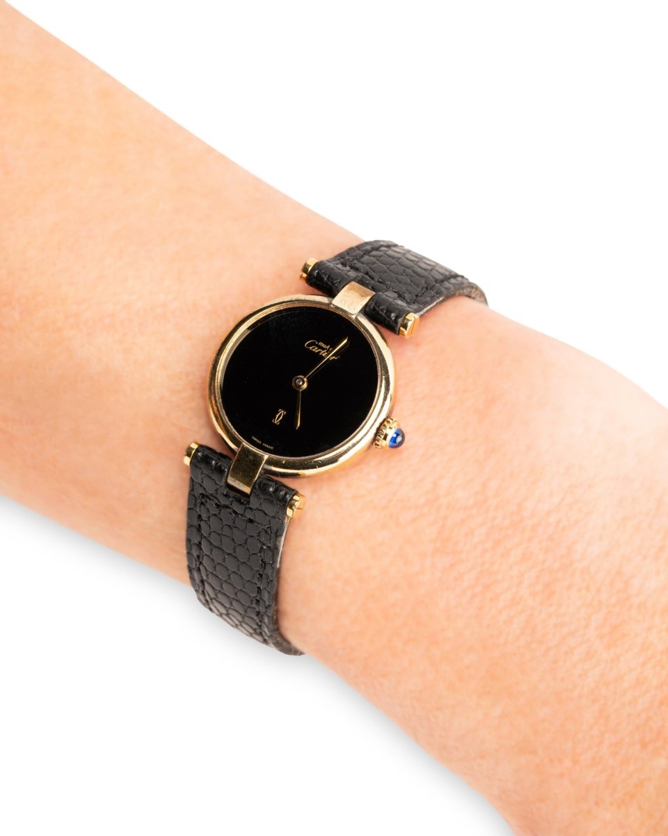 Cartier, Montre Vintage Must de Cartier Ronde Vermeil sur cuir - Maison Eloe