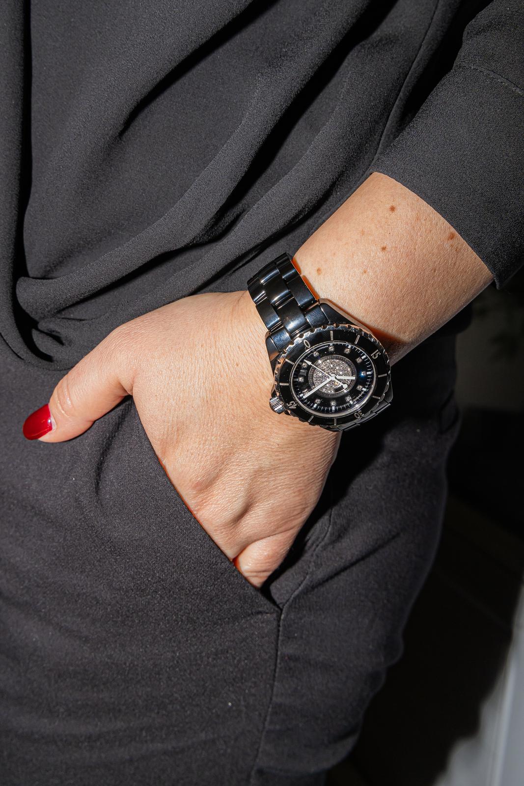 Chanel Montre J12 Céramique Diamant