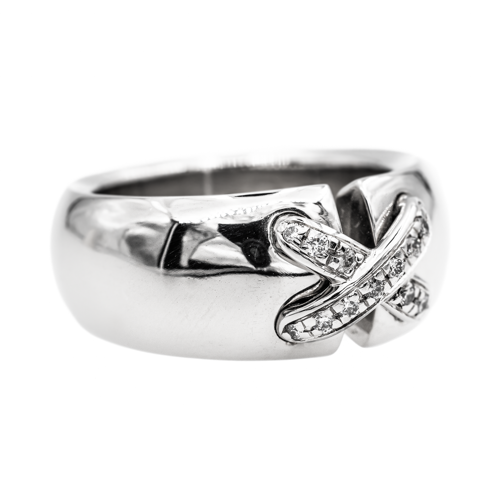 Chaumet Link Ring White Gold Diamonds