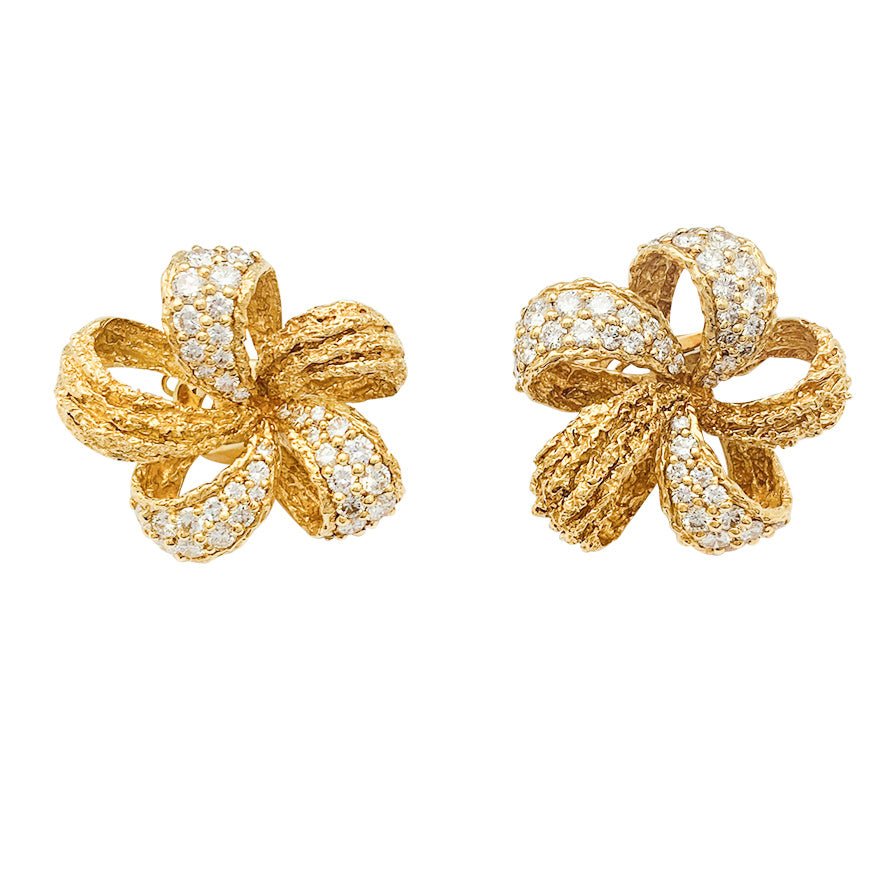 Grosses boucles d’oreilles fleurs M.Gérard en or jaune et diamants - Maison Eloe