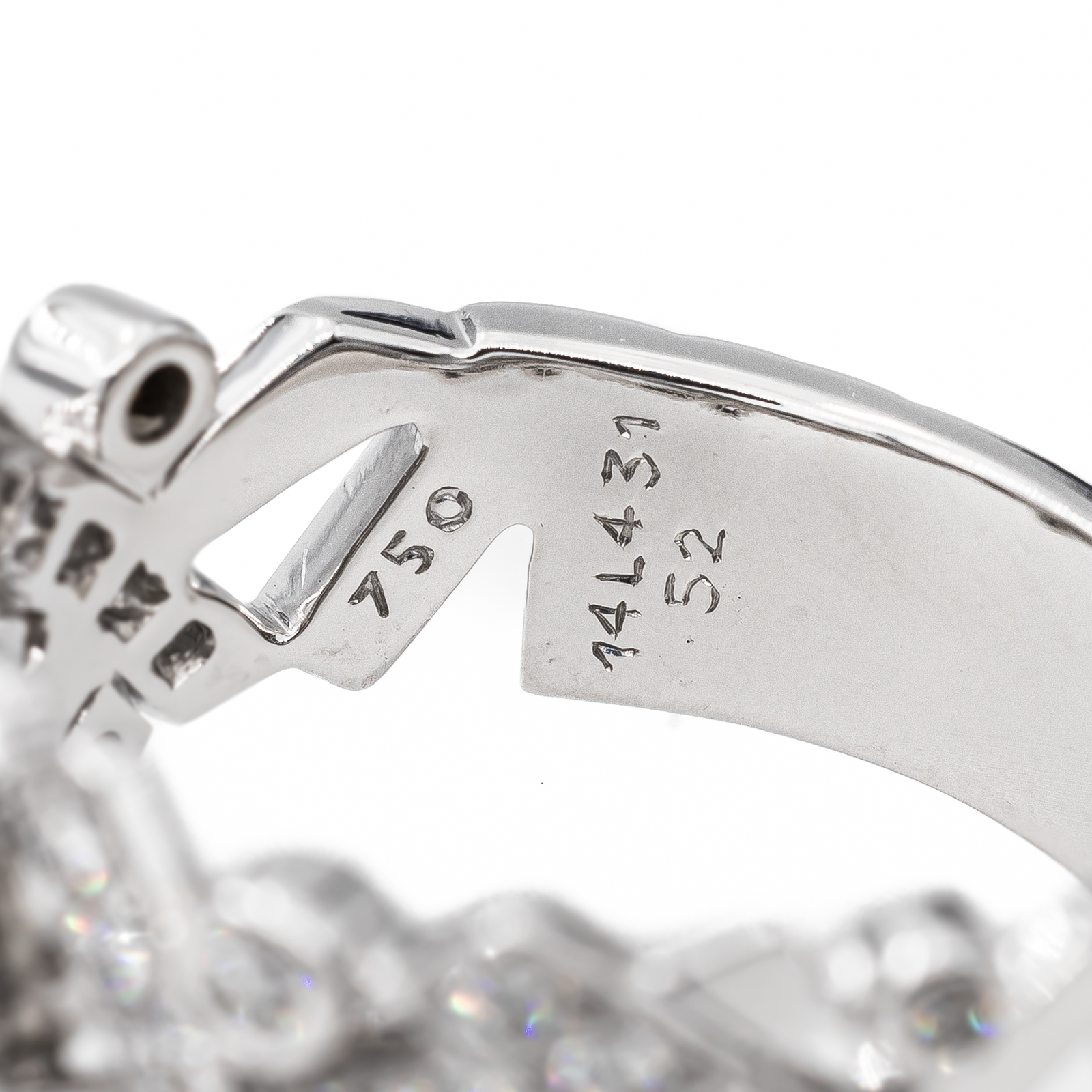 Chanel Bague Cristaux glacés Or blanc Diamant