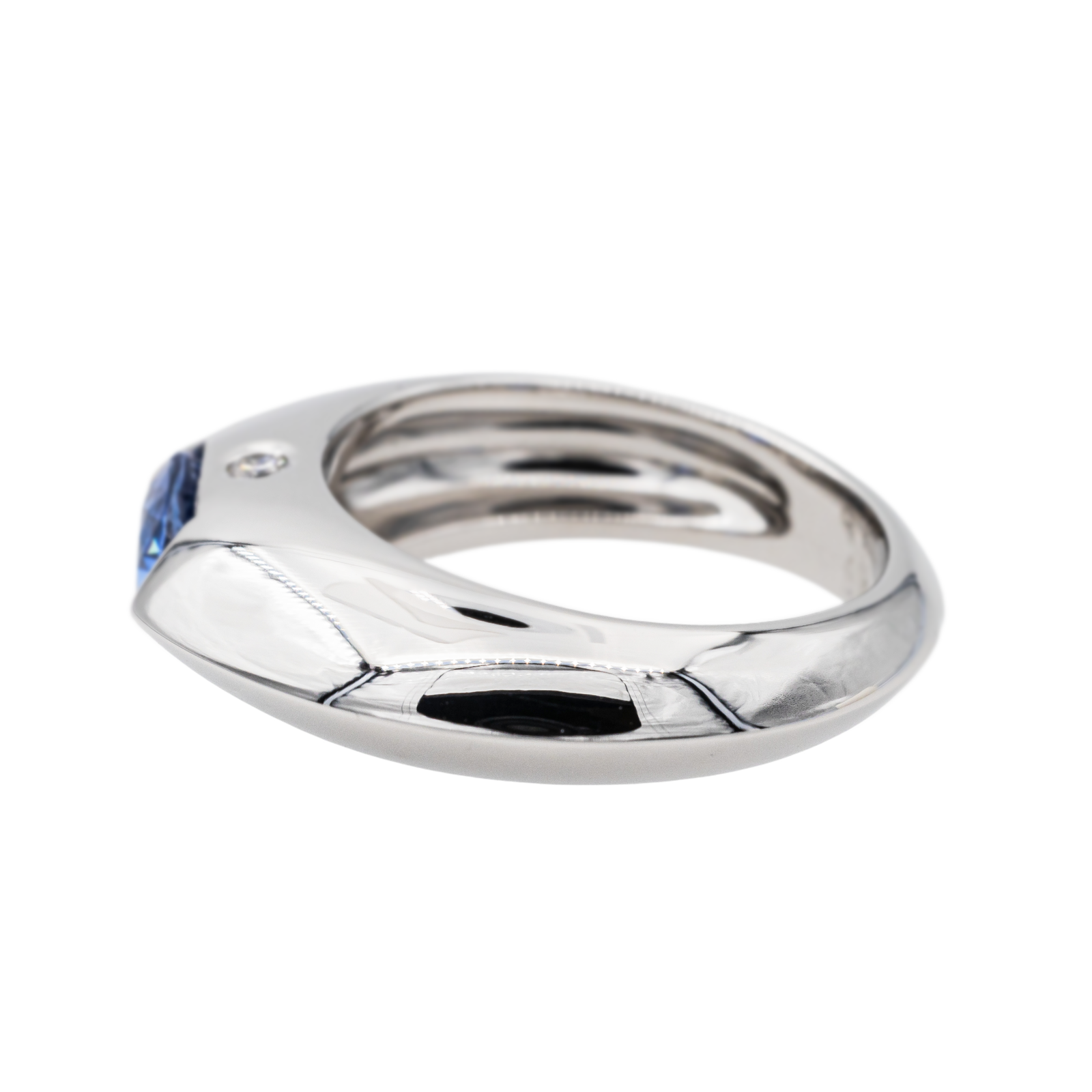 Piaget White Gold Sapphire Ring