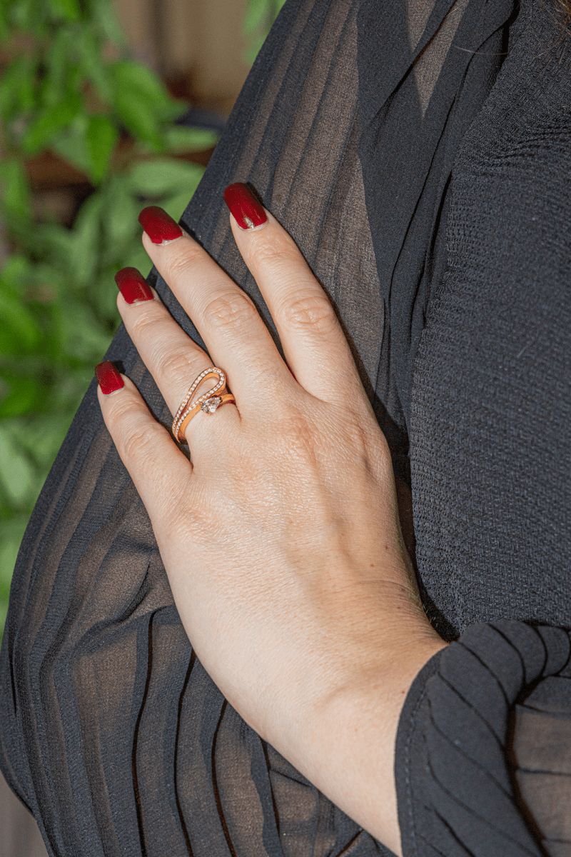 Repossi Bague Serti inversé Or rose Diamant - Maison Eloe