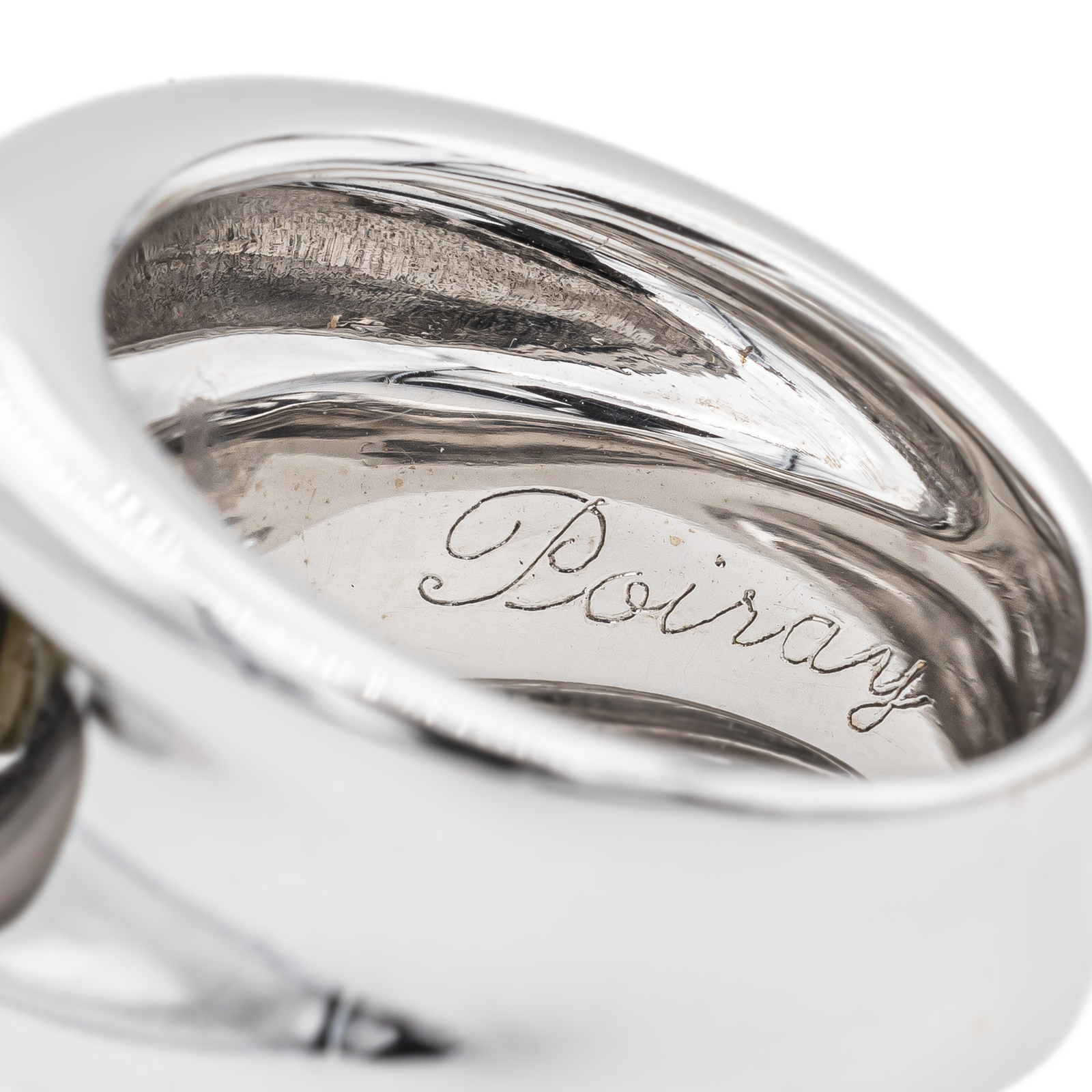 Poiray Fiji Cocktail Ring White Gold Pearl