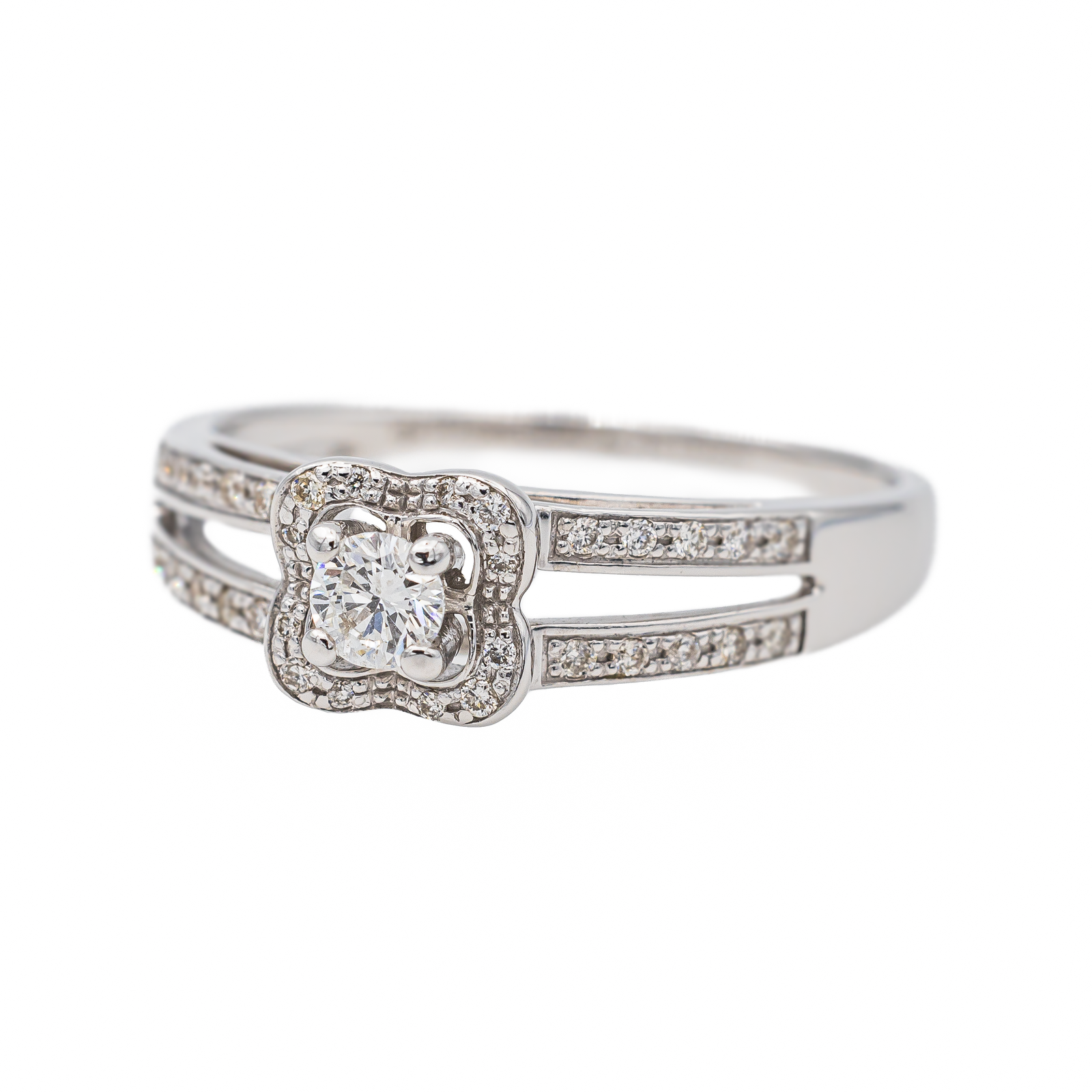 Mauboussin "Chance of Love" Ring White Gold Diamond
