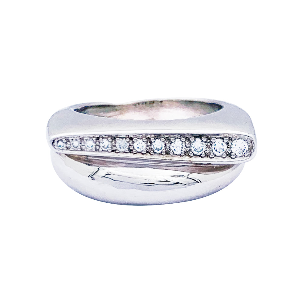 Bague Fred, "Success", en or blanc et diamants.