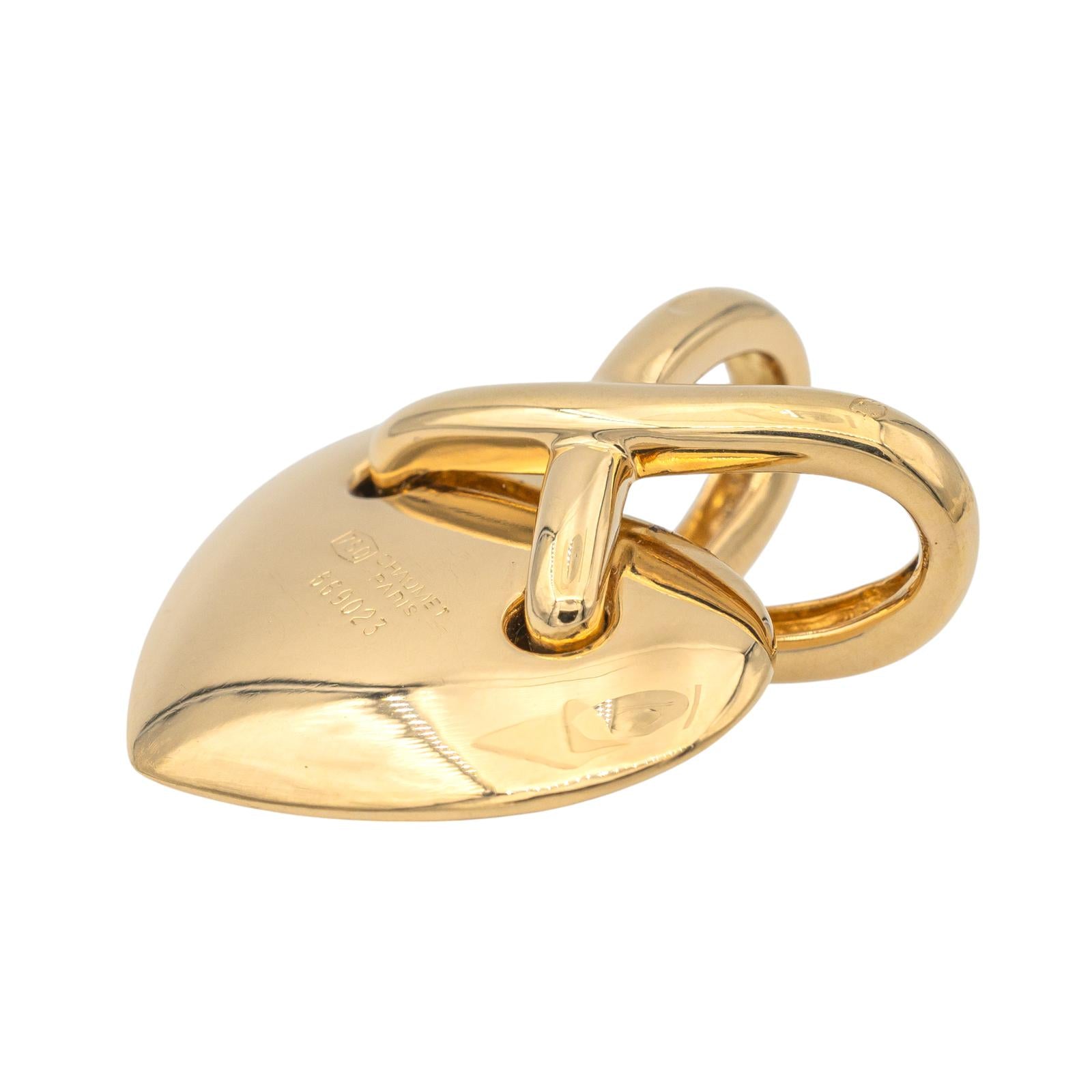 Chaumet Heart Pendant Heart Link Yellow Gold