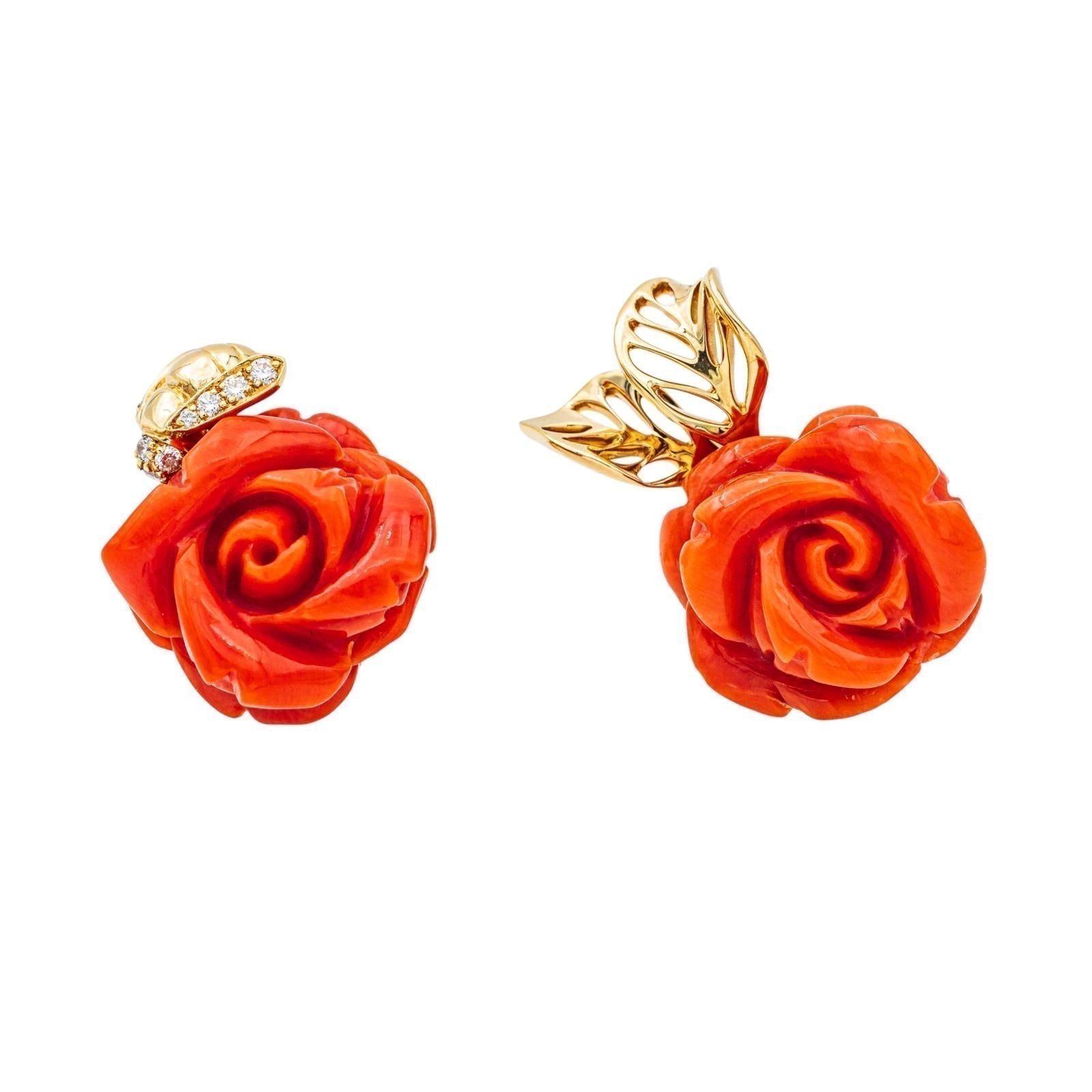Dior Boucles d'oreilles Dormeuses Pré catelan Or jaune, Or blanc Diamant, Corail