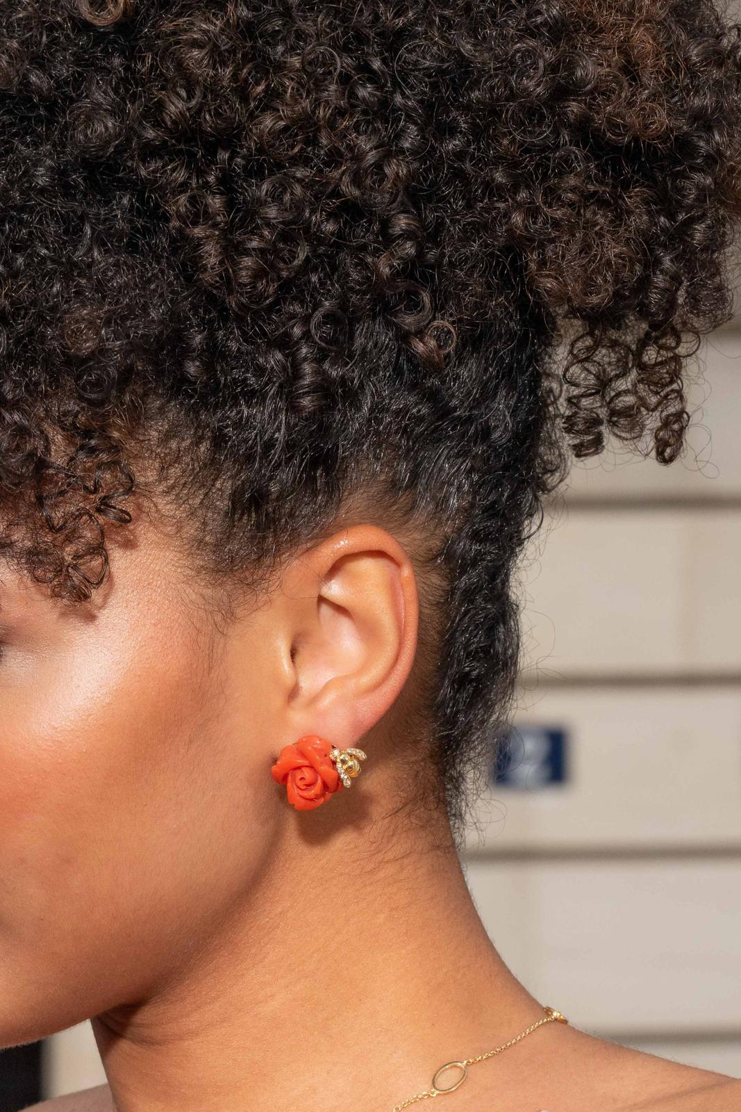 Dior Boucles d'oreilles Dormeuses Pré catelan Or jaune, Or blanc Diamant, Corail