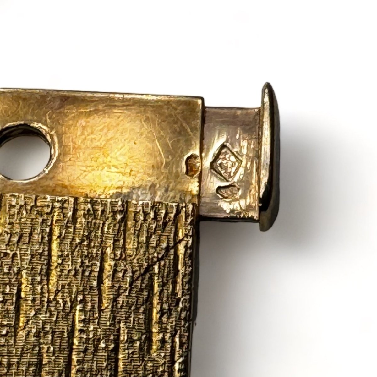 Vacheron Cosnstantin Montre bracelet de dame en or jaune pavée de diamants. - Maison Eloe