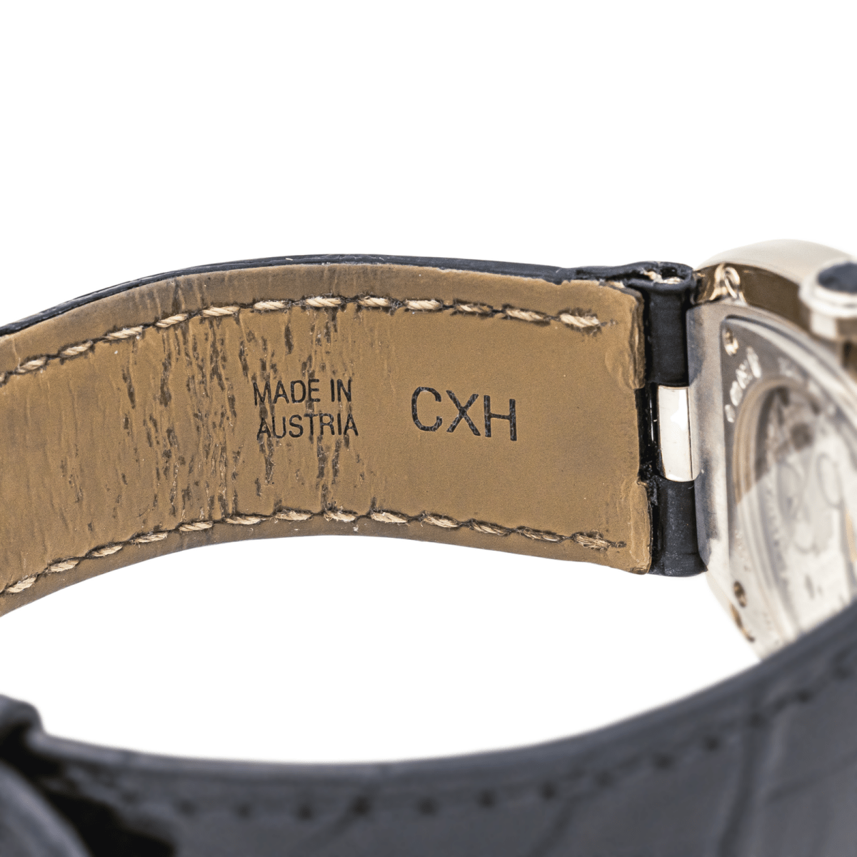 Cartier Montre Baignoire Or blanc Saphir - Maison Eloe