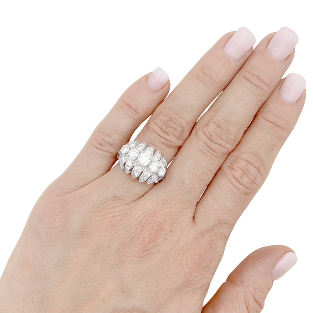 Bague Mellerio, platine et diamants.