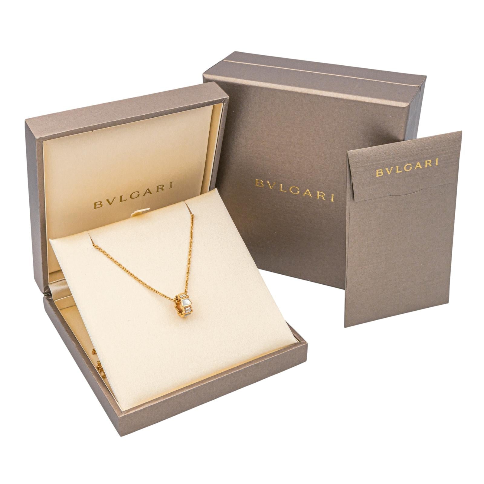 Bulgari Collier Serpenti Or rose Nacre occasion vendu full set