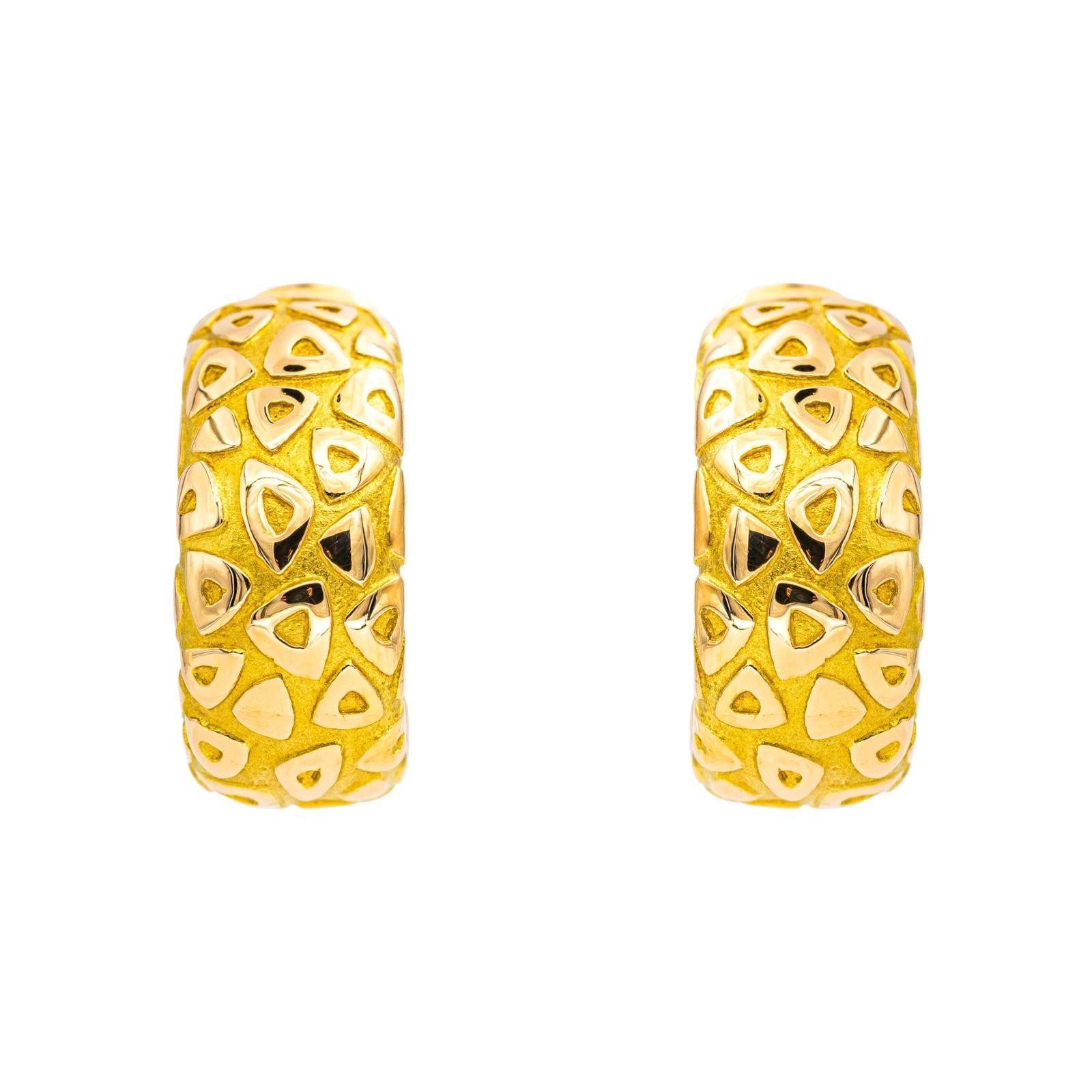 Chaumet Boucles d'oreilles Demi créoles Or jaune