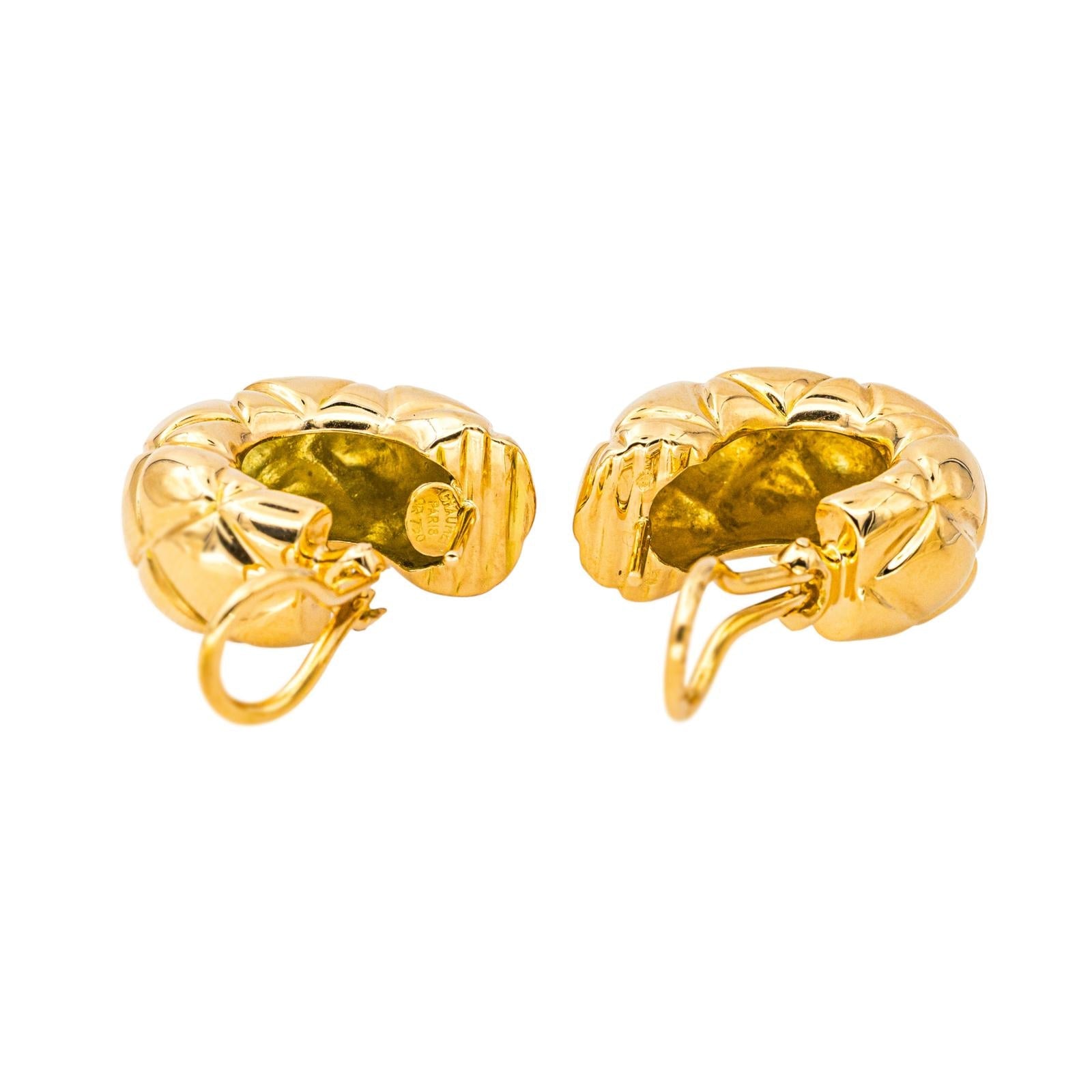Chaumet Boucles d'oreilles Demi créoles Or jaune